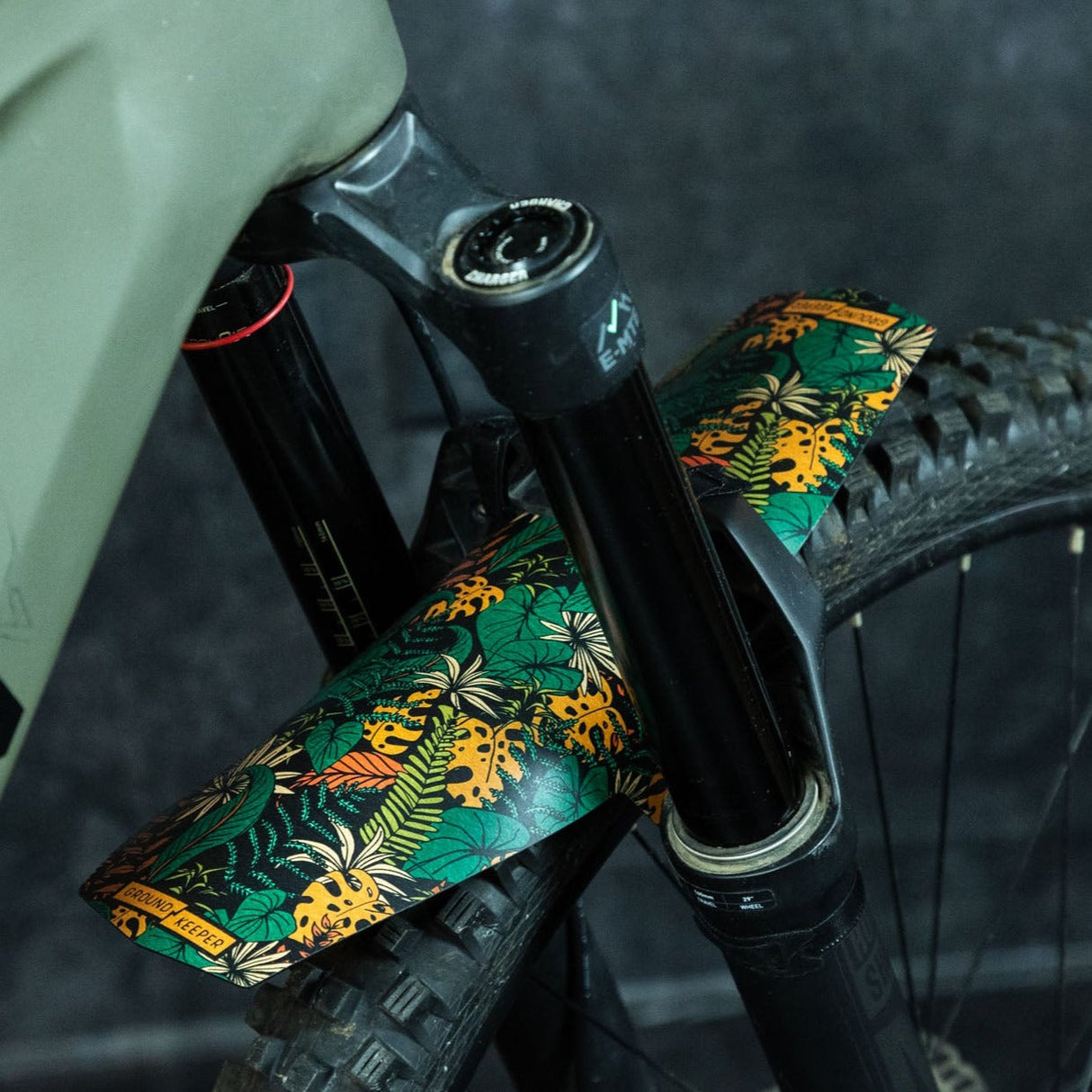 Botanic Revival Long Fender